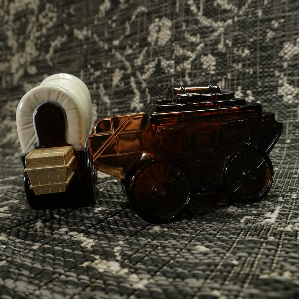 2 Vintage Avon Wild Country After Shave Bottles Stagecoach + Covered Wagon Empty - Picture 3 of 5